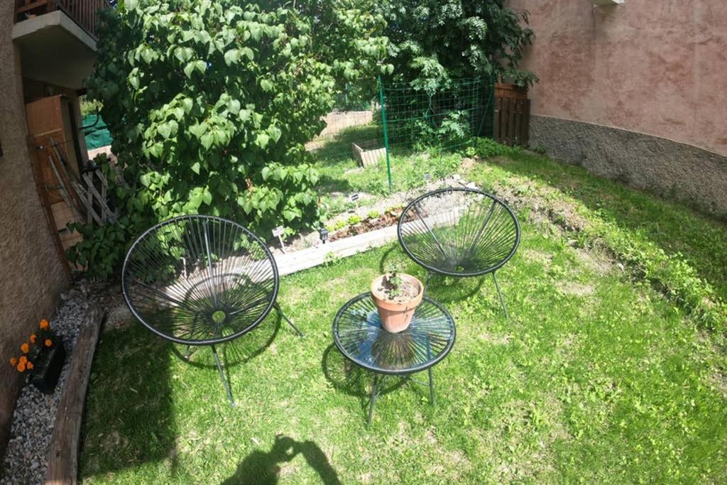 Briancon, Appartement Avec Jardin Et Terrasse. Exterior photo