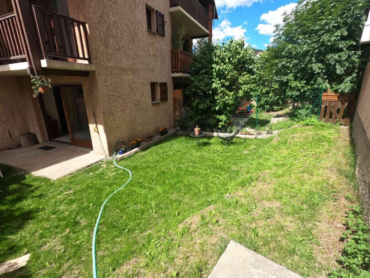 Briancon, Appartement Avec Jardin Et Terrasse. Exterior photo