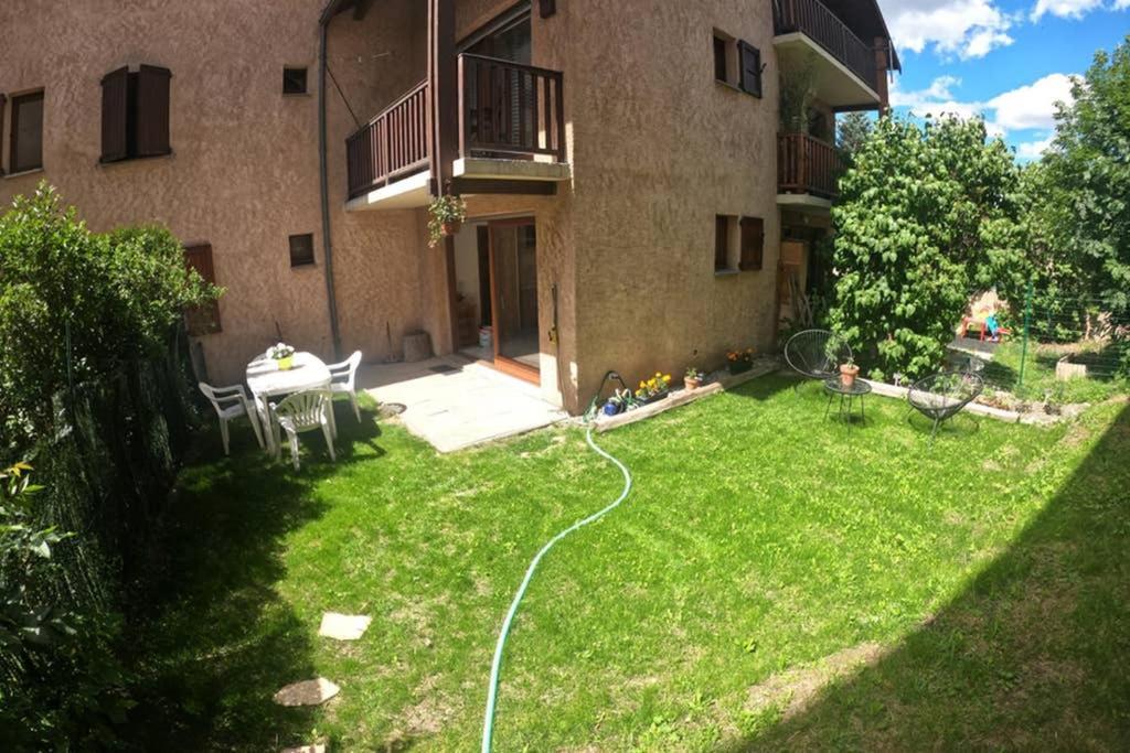 Briancon, Appartement Avec Jardin Et Terrasse. Exterior photo